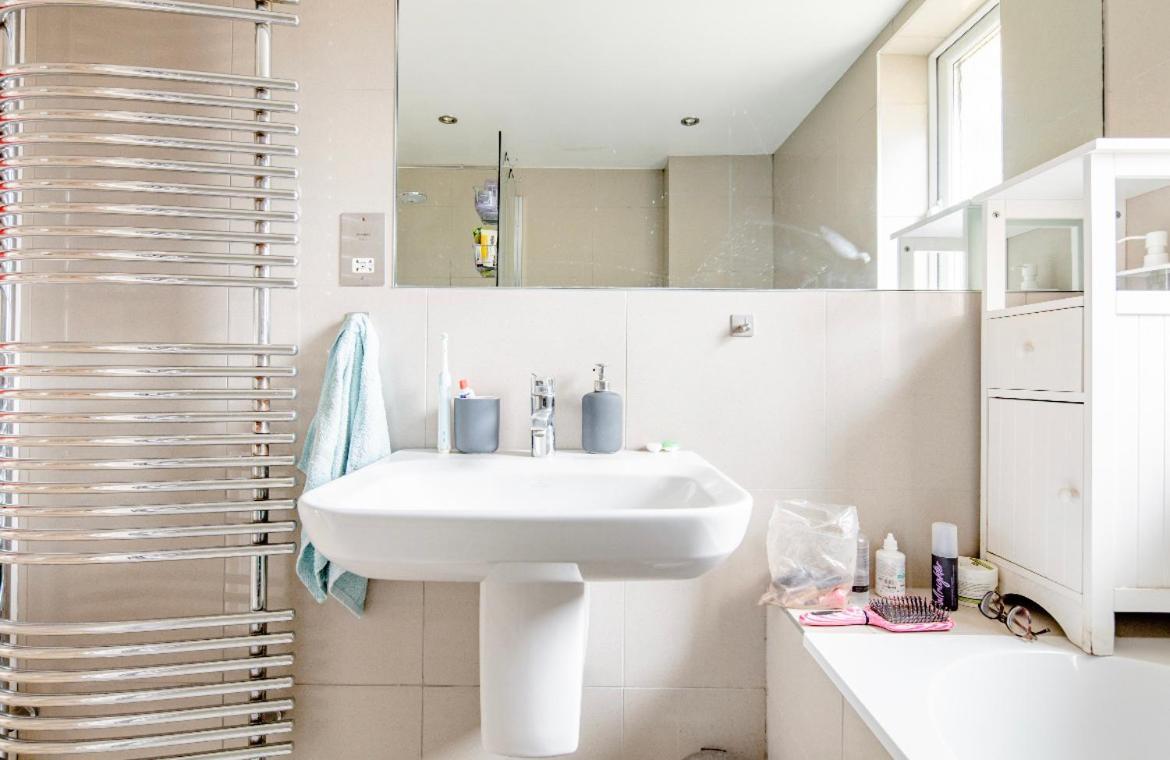 Central London Comfortable Homestyle Apartment 外观 照片